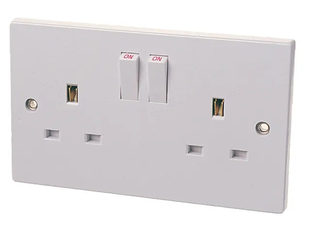 Dencon 2 Gang 13A Socket
