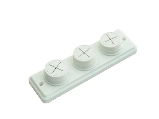 Select White Triple Push In Cloth Holders