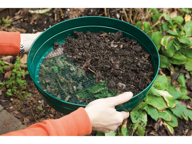 Apollo Metal Garden Riddle 1/4