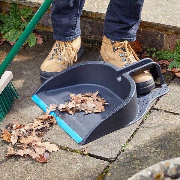 Smart Garden Yard Step On Dustpan